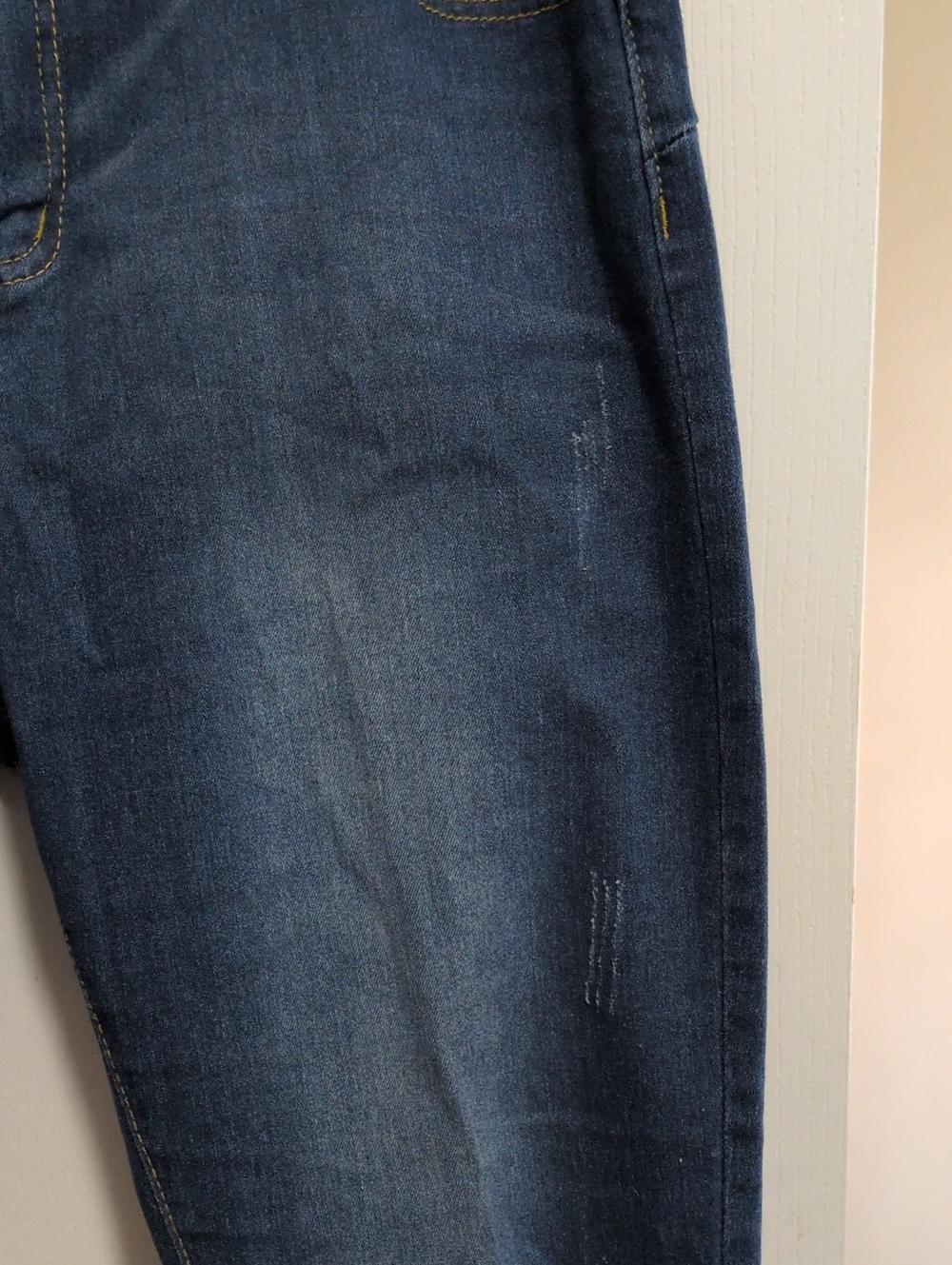 Super Cute Beaded Design Brushed Stretch Jeans - Picture 5 of 10